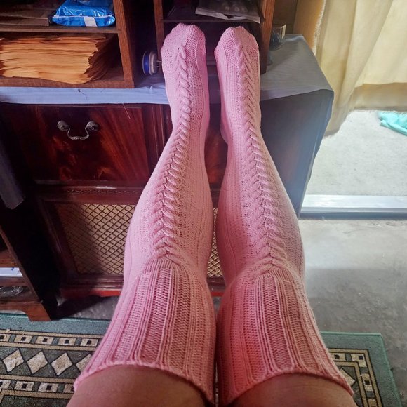 Cable Knit Thigh High Sweater Socks Pink Black Charcoal Gray Long Length NEW - Picture 7 of 7